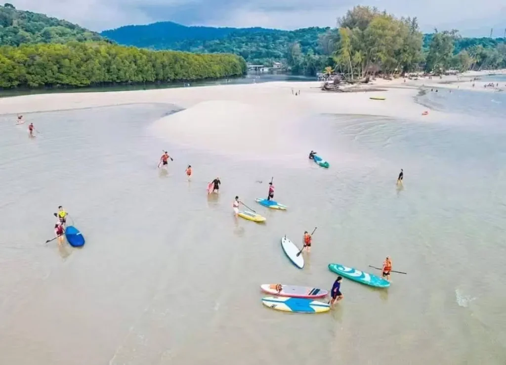 Kyak hire Koh Kood for the best kayaking in Thailand.